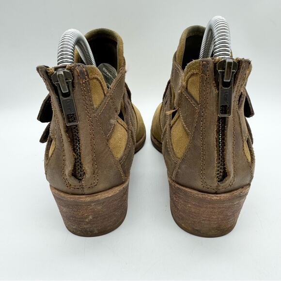 UGG Patsy Heeled Buckle Moto Boho Ankle Booties In Chestnut Brown Size 6 Office - Picture 9 of 13